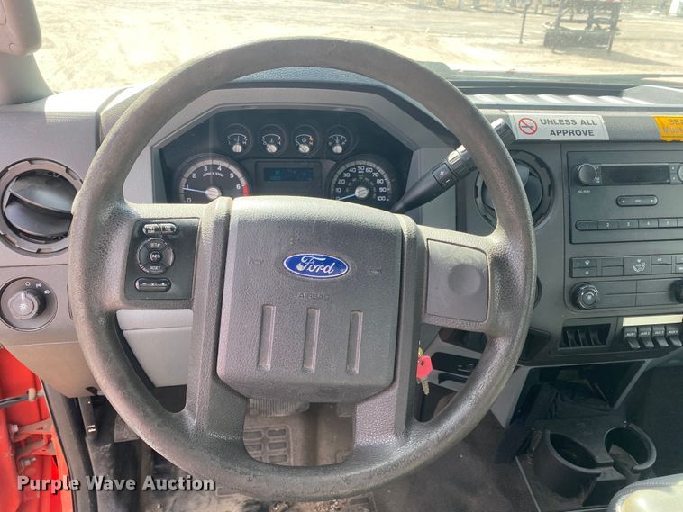 image for item DM8307 2011 Ford F250 Super Duty  pickup truck