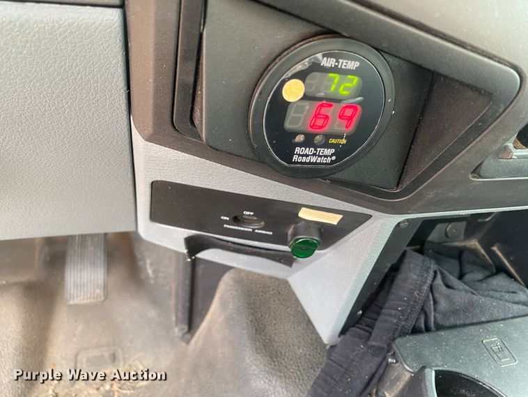 image for item DM8307 2011 Ford F250 Super Duty  pickup truck