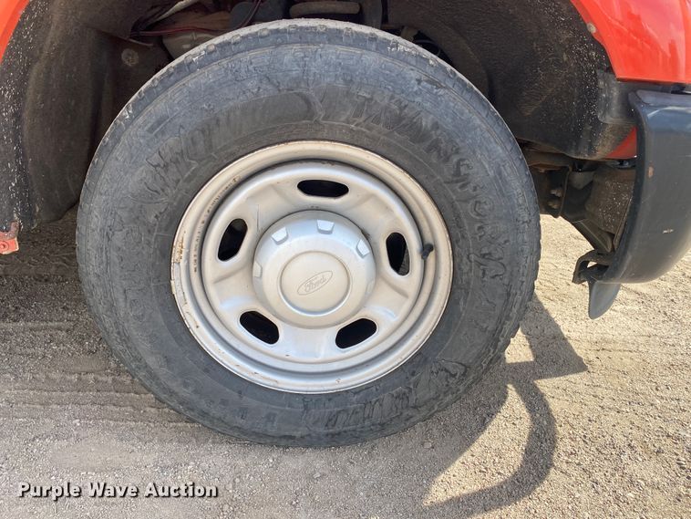 image for item DM8307 2011 Ford F250 Super Duty  pickup truck