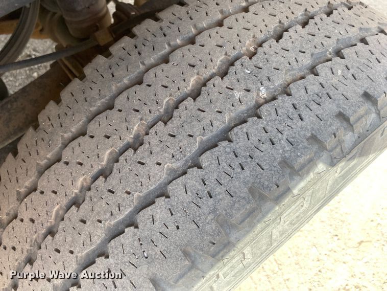 image for item DM8307 2011 Ford F250 Super Duty  pickup truck