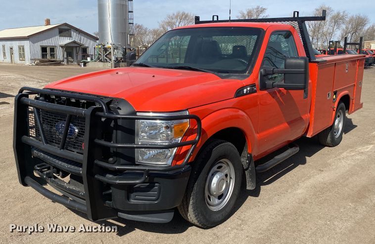 image for item DM8308 2011 Ford F250 Super Duty  utility bed pickup truck