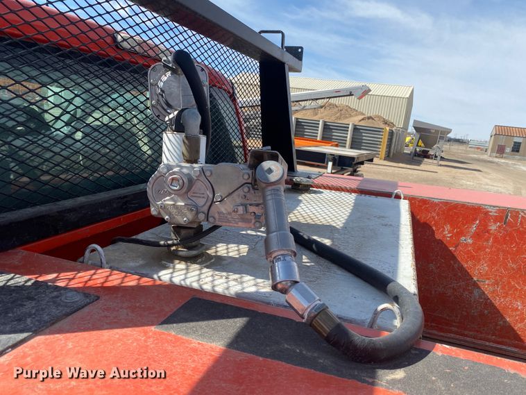 image for item DM8308 2011 Ford F250 Super Duty  utility bed pickup truck