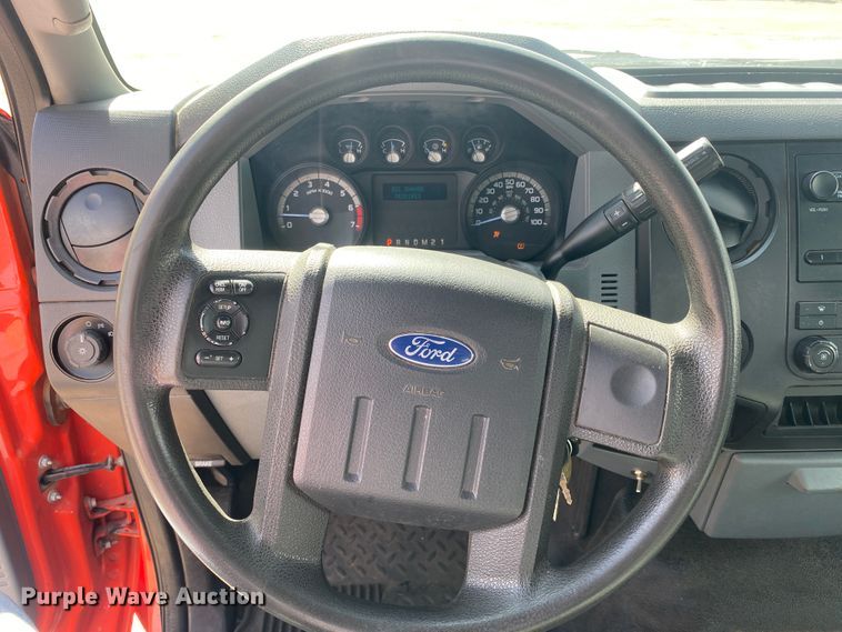 image for item DM8308 2011 Ford F250 Super Duty  utility bed pickup truck