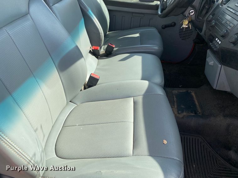 image for item DM8308 2011 Ford F250 Super Duty  utility bed pickup truck