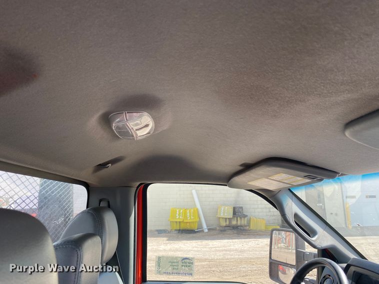 image for item DM8308 2011 Ford F250 Super Duty  utility bed pickup truck