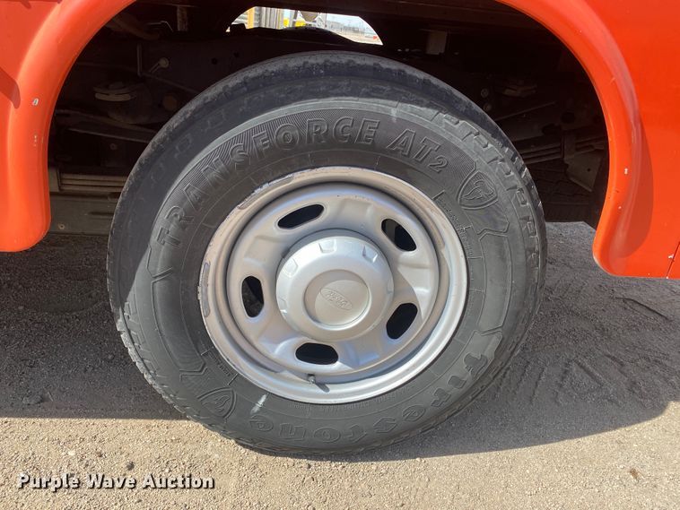 image for item DM8308 2011 Ford F250 Super Duty  utility bed pickup truck