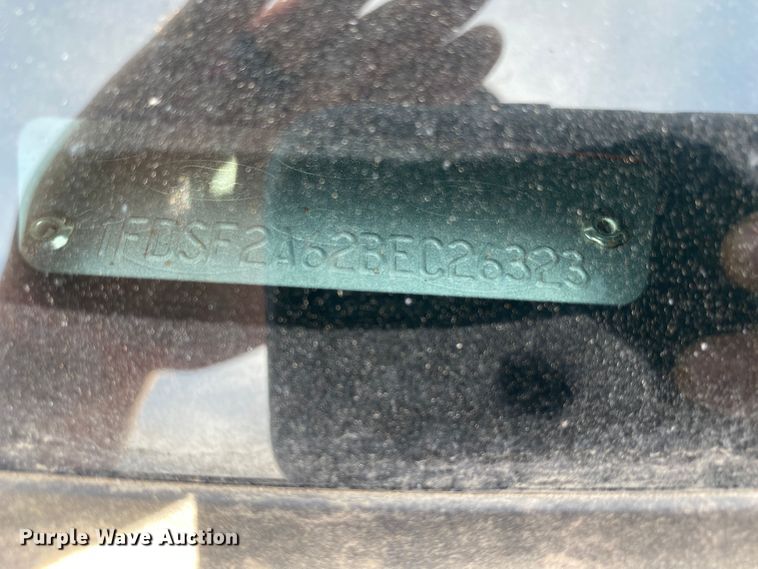 image for item DM8308 2011 Ford F250 Super Duty  utility bed pickup truck