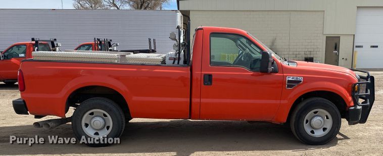 image for item DM8309 2009 Ford F250 Super Duty  pickup truck