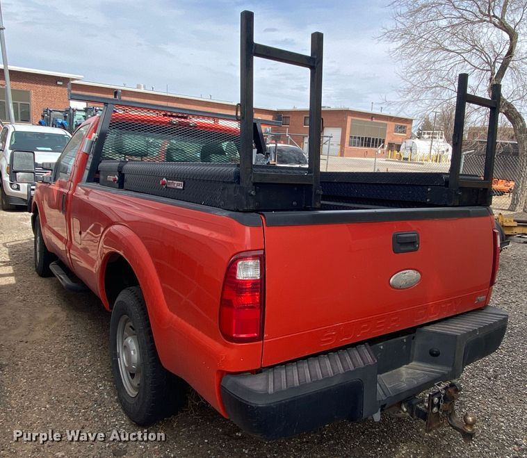 image for item DM8310 2011 Ford F250 Super Duty  pickup truck