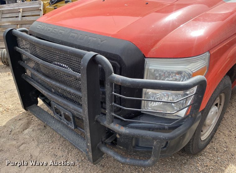 image for item DM8310 2011 Ford F250 Super Duty  pickup truck