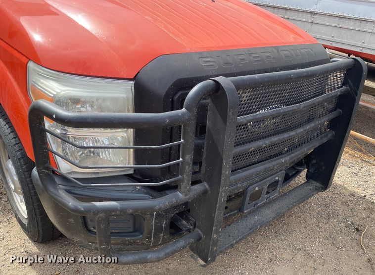 image for item DM8310 2011 Ford F250 Super Duty  pickup truck