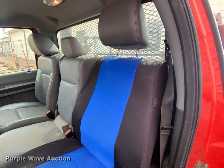 image for item DM8310 2011 Ford F250 Super Duty  pickup truck