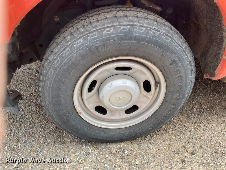 image for item DM8310 2011 Ford F250 Super Duty  pickup truck