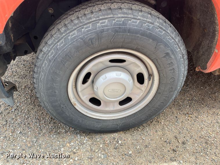 image for item DM8310 2011 Ford F250 Super Duty  pickup truck