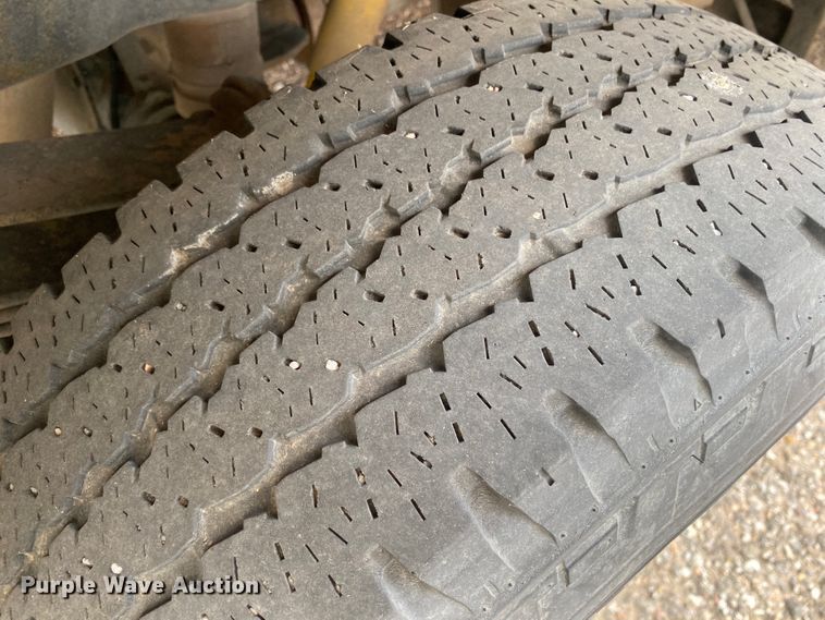 image for item DM8310 2011 Ford F250 Super Duty  pickup truck