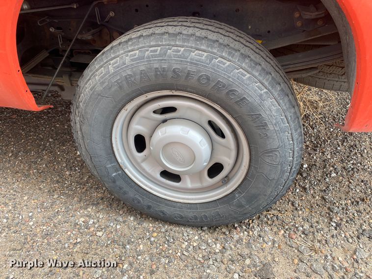 image for item DM8310 2011 Ford F250 Super Duty  pickup truck