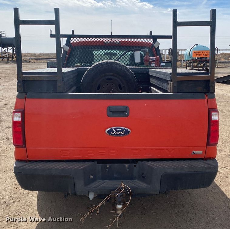 image for item DM8311 2011 Ford F250 Super Duty  pickup truck