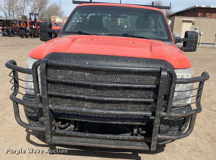 image for item DM8311 2011 Ford F250 Super Duty  pickup truck