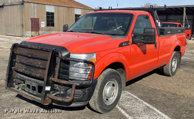 image for item DM8312 2011 Ford F250 Super Duty  pickup truck