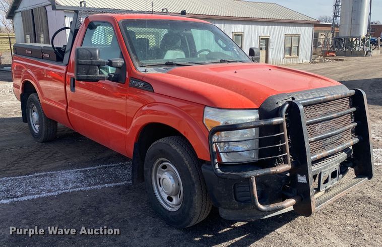 image for item DM8312 2011 Ford F250 Super Duty  pickup truck