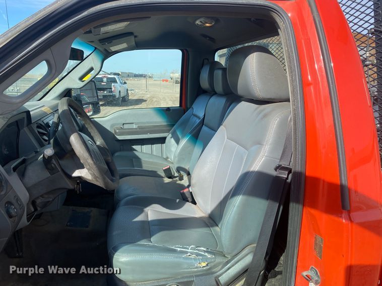 image for item DM8312 2011 Ford F250 Super Duty  pickup truck