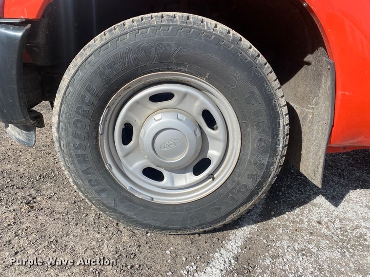 image for item DM8312 2011 Ford F250 Super Duty  pickup truck