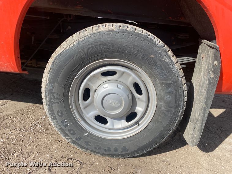 image for item DM8312 2011 Ford F250 Super Duty  pickup truck