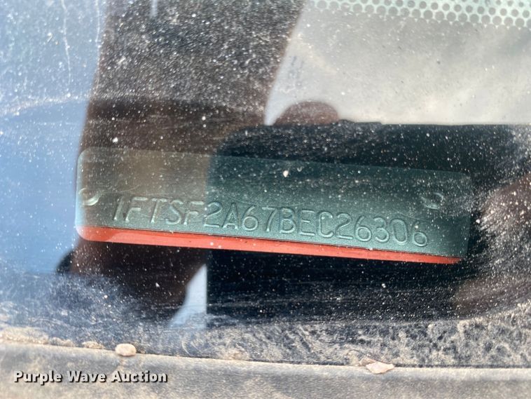 image for item DM8312 2011 Ford F250 Super Duty  pickup truck