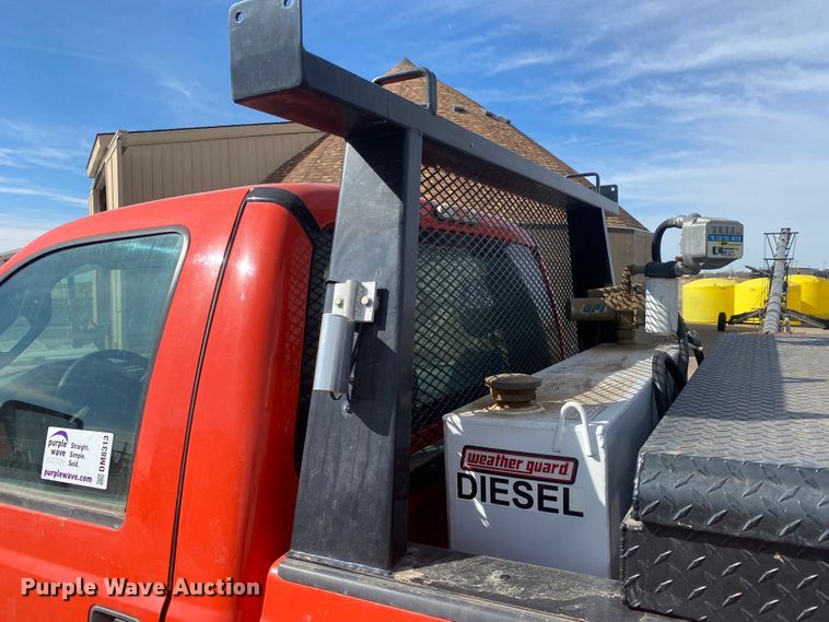 image for item DM8313 2011 Ford F250 Super Duty  pickup truck