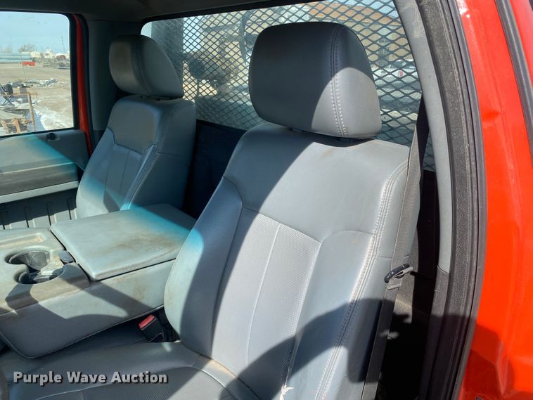 image for item DM8313 2011 Ford F250 Super Duty  pickup truck