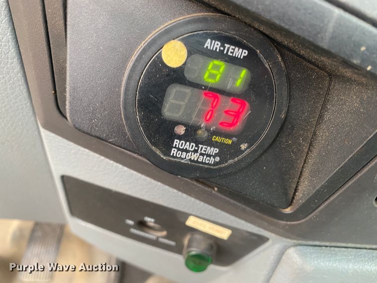 image for item DM8313 2011 Ford F250 Super Duty  pickup truck