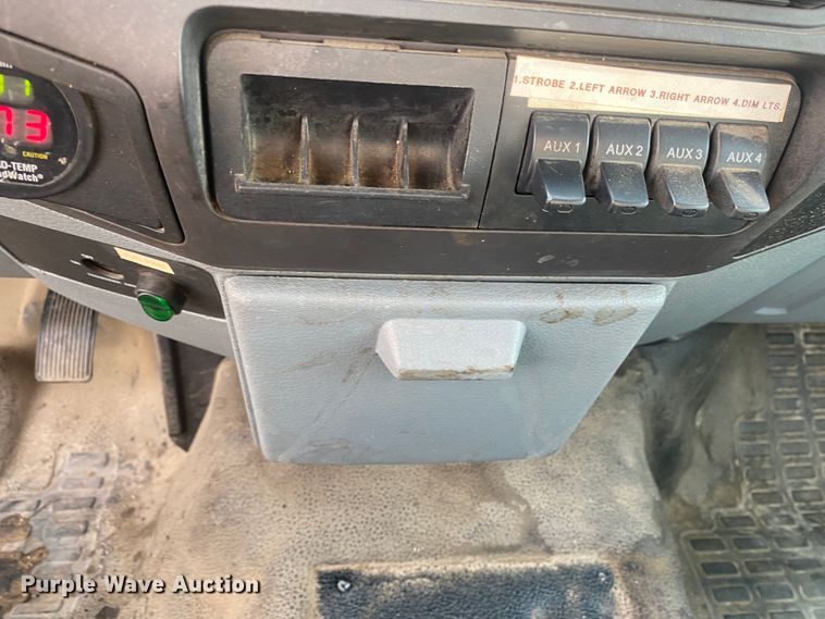 image for item DM8313 2011 Ford F250 Super Duty  pickup truck