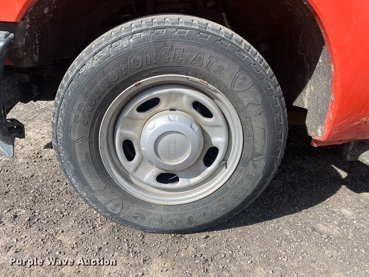 image for item DM8313 2011 Ford F250 Super Duty  pickup truck