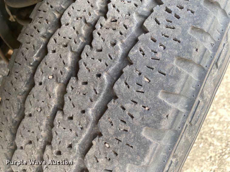 image for item DM8313 2011 Ford F250 Super Duty  pickup truck