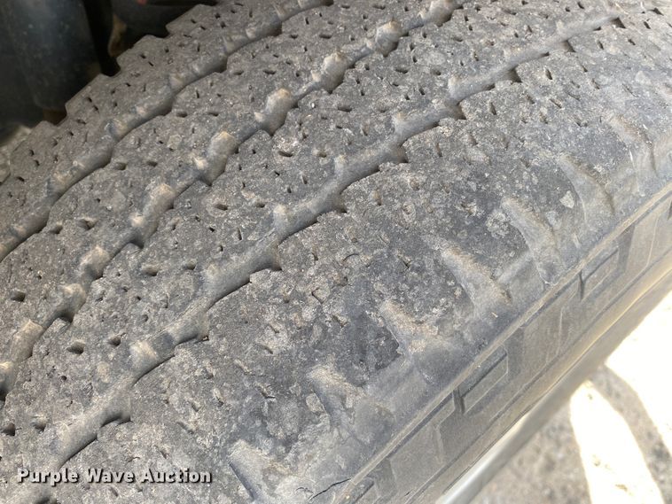 image for item DM8313 2011 Ford F250 Super Duty  pickup truck