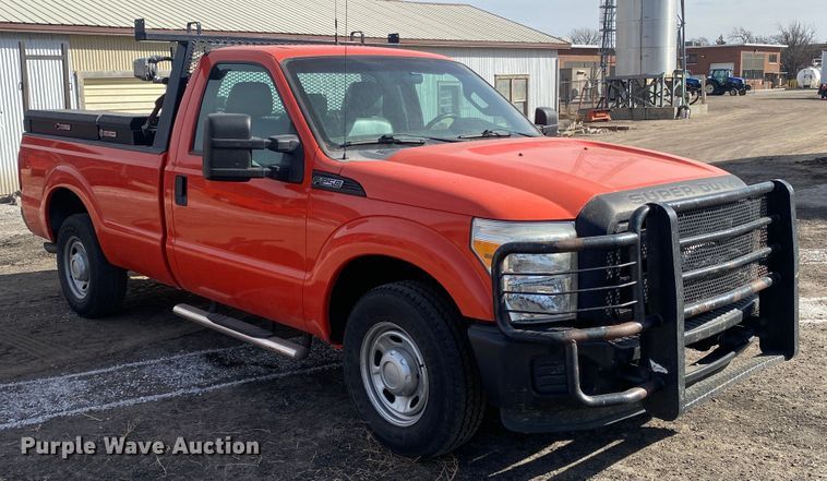 image for item DM8314 2011 Ford F250 Super Duty  pickup truck