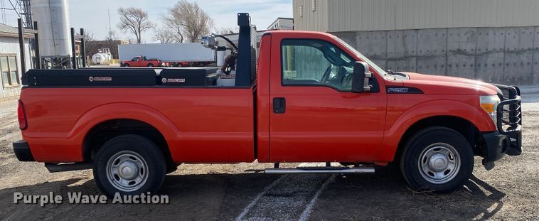 image for item DM8314 2011 Ford F250 Super Duty  pickup truck
