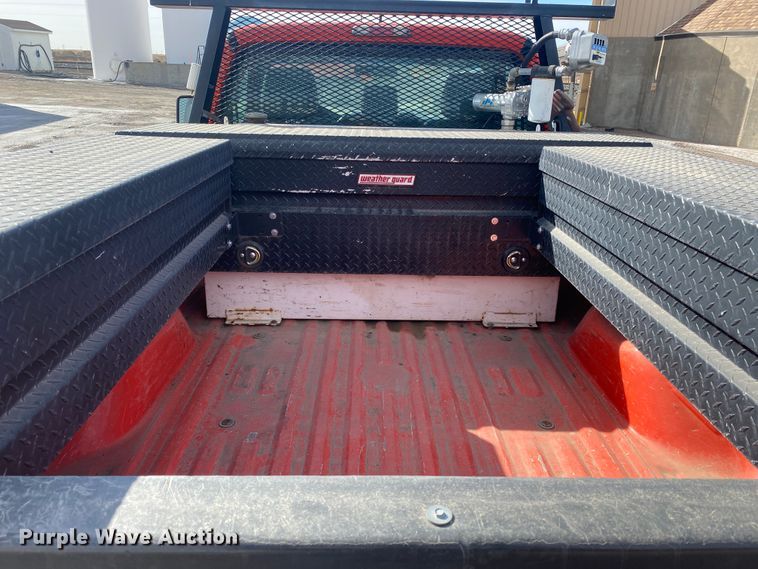 image for item DM8314 2011 Ford F250 Super Duty  pickup truck