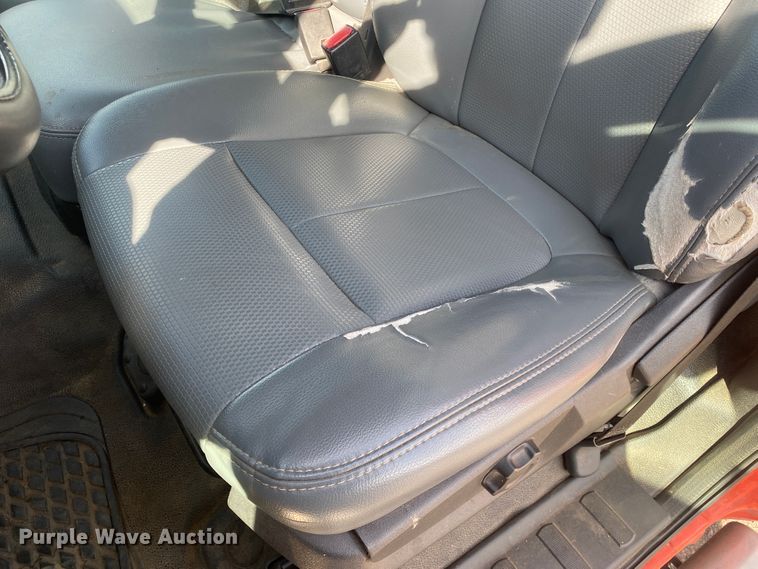 image for item DM8314 2011 Ford F250 Super Duty  pickup truck