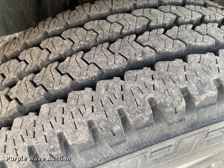 image for item DM8314 2011 Ford F250 Super Duty  pickup truck