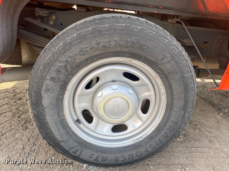 image for item DM8314 2011 Ford F250 Super Duty  pickup truck