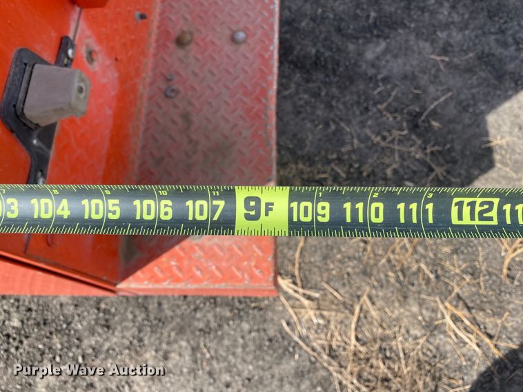 image for item DM8315 2010 Ford F250 Super Duty  Crew Cab utility bed pickup truck