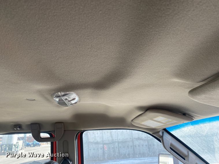 image for item DM8315 2010 Ford F250 Super Duty  Crew Cab utility bed pickup truck