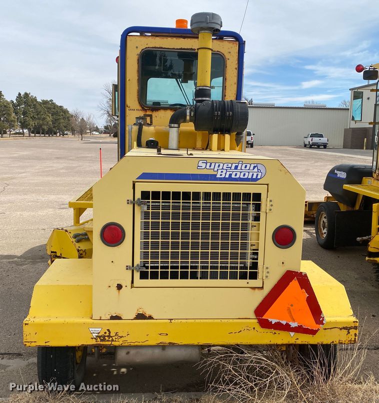 image for item DM8316 2007 Superior DT80CT  broom