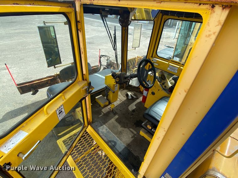 image for item DM8316 2007 Superior DT80CT  broom