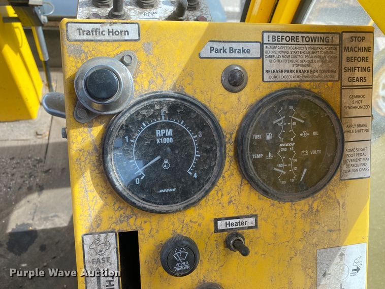 image for item DM8316 2007 Superior DT80CT  broom