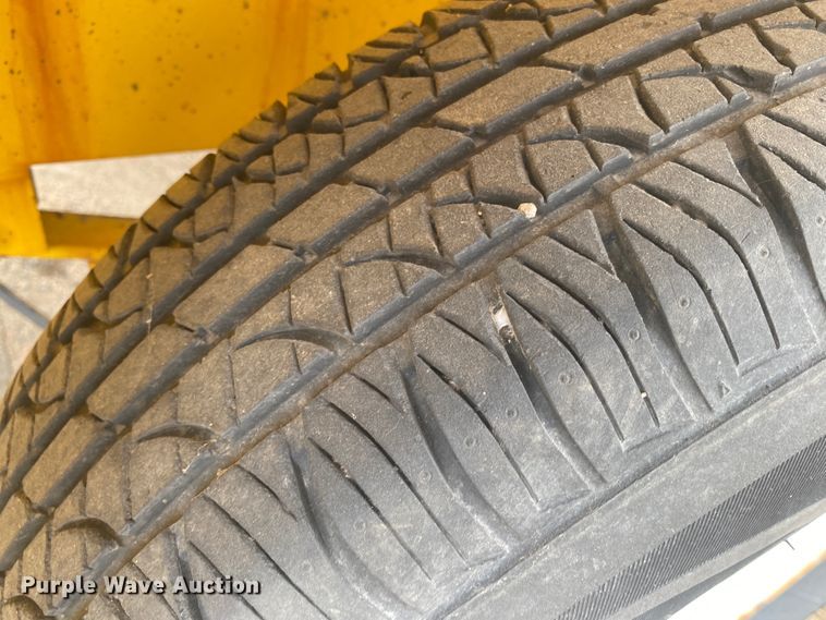 image for item DM8316 2007 Superior DT80CT  broom