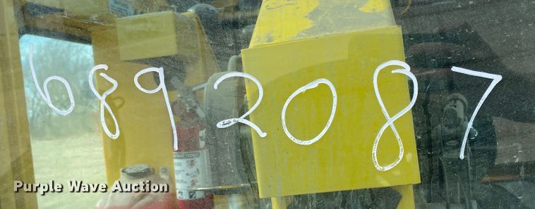 image for item DM8316 2007 Superior DT80CT  broom