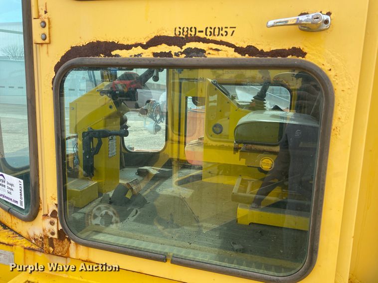 image for item DM8317 2007 Superior DT80CT  broom