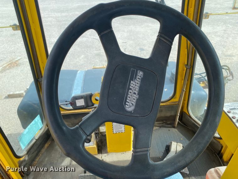 image for item DM8317 2007 Superior DT80CT  broom